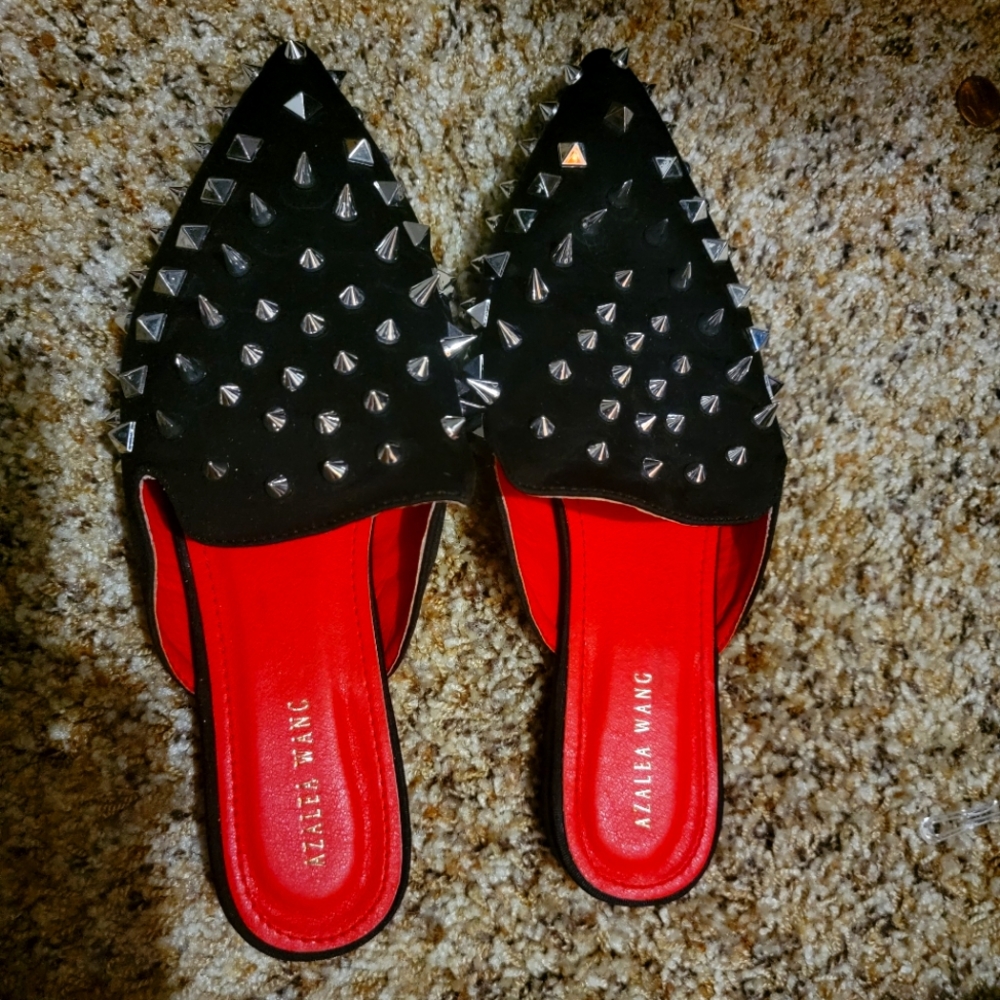 Azalea Wang spiked flats